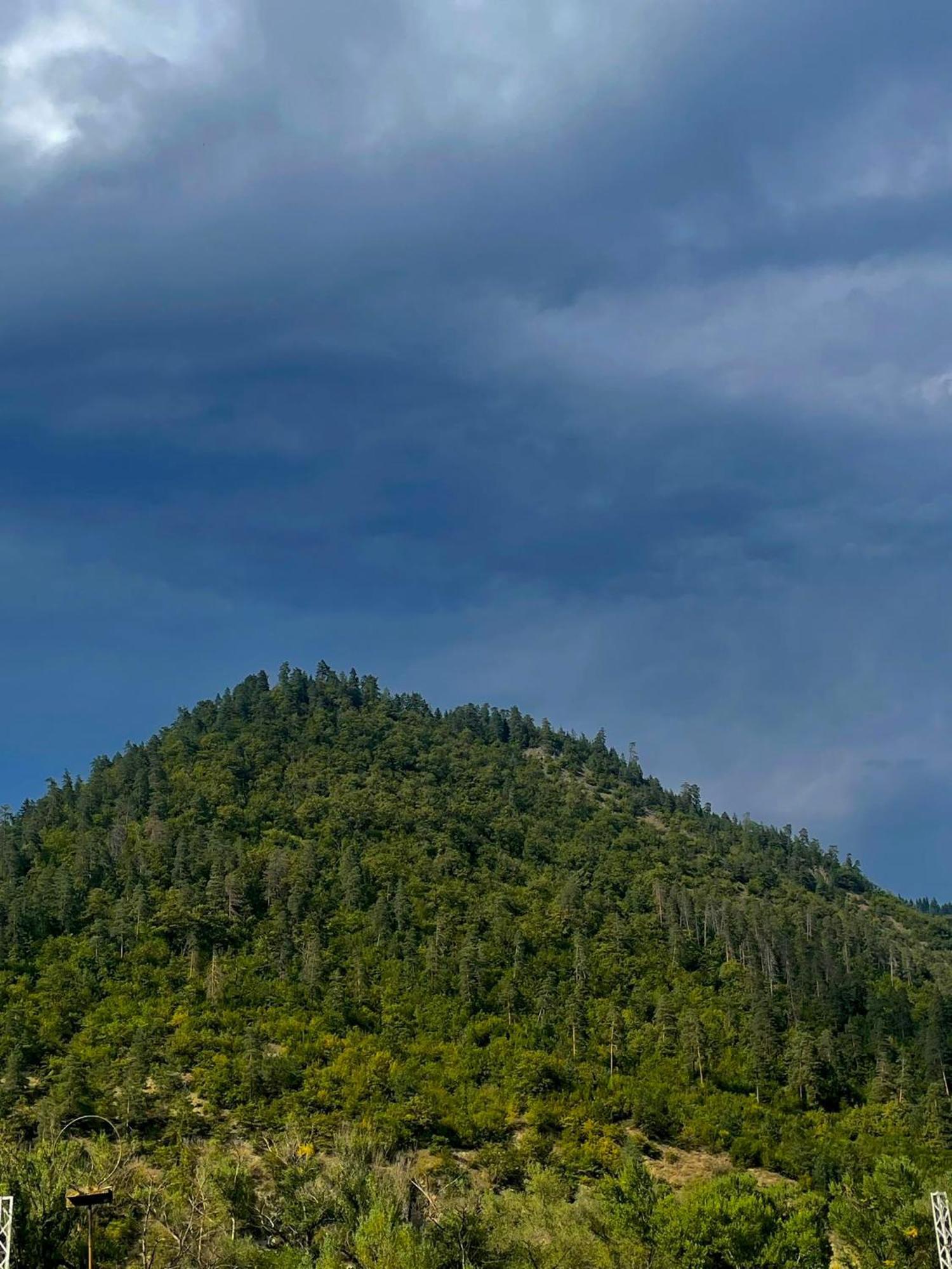 Dati Borjomi Exteriör bild